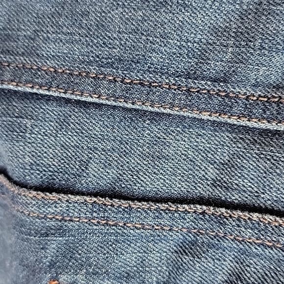 Old Navy Girls Jean Trucker Jacket / XS. - Picture 9 of 9